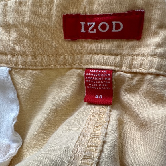 IZOD Men’s Yellow Cargo Shorts Size 40 - Picture 3 of 5